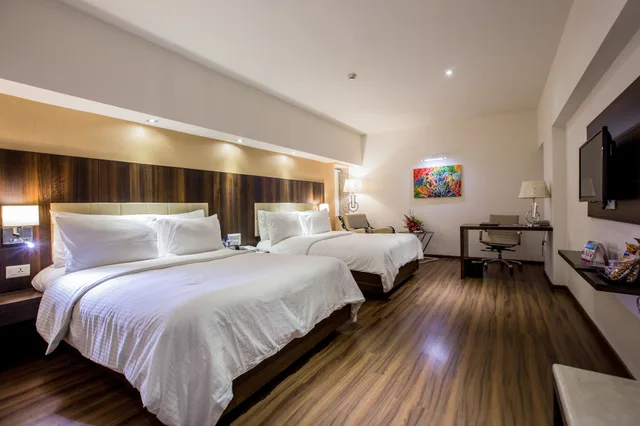 Hollywood, Twin Beds، REGENTA CENTRAL HARIMANGLA 1/2