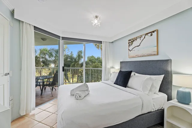 شقة بسرير كوين وسريرين منفصلين بإطلالة على الحديقة بغرفتي نوم، Crystal Bay On The Broadwater 2/9
