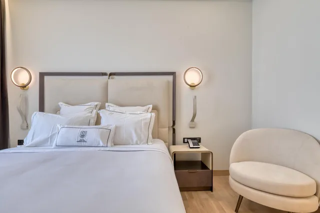 غرفة ديلوكس بسرير مزدوج بإطلالة على المدينة، Grand Hotel Kalamata 3/5