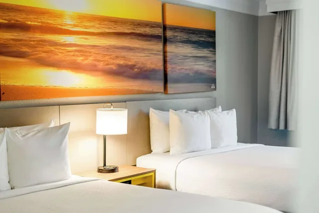 غرفة بريميير بسريرين كوين، Days Inn by Wyndham San Diego Hotel Circle 4/6