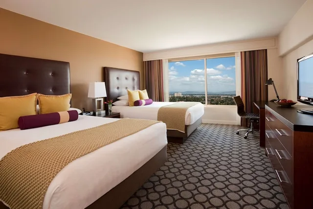 غرفة بسريرين كوين، Hyatt Regency Orange County 1/3