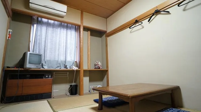 Japanese, Shared Bathroom, Tatami, Smoking Type Not Guaranteed، Ryokan Hakuhou 1/1