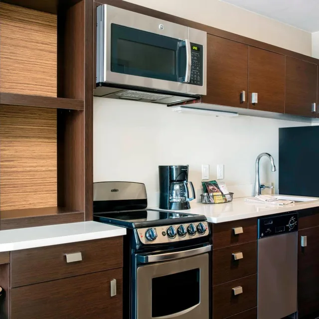 جناح بسرير كينج بغرفة نوم واحدة، TownePlace Suites by Marriott Miami Homestead 3/3
