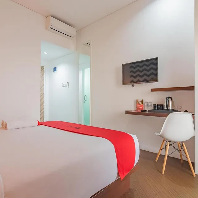 جناح، RedDoorz Premium @ Hotel Hebat 2/10
