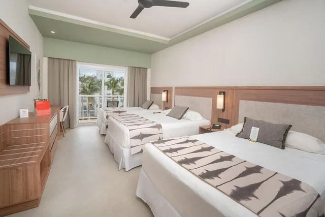 غرفة قياسية رباعية بإطلالة على الحديقة، RIU Flamingos - All Inclusive 2/4