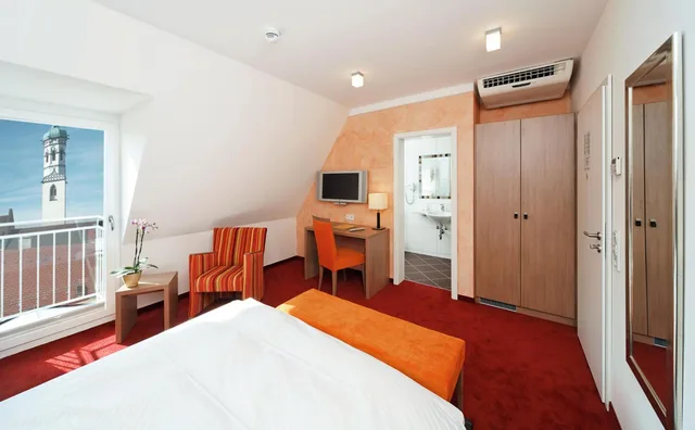 Room, Double Bed, Hotel Weisses Ross 1/8