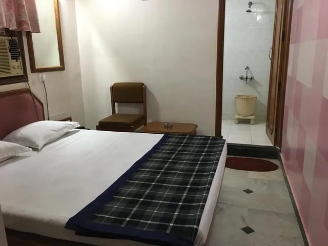 غرفة اقتصادية بسرير مزدوج، HOTEL GRG 3/3