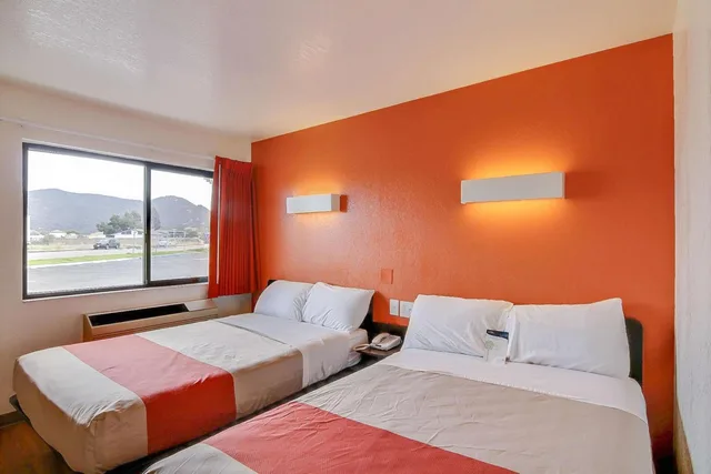 Room, Quadruple, Motel6 Buellton, CA - Solvang Area 2/5