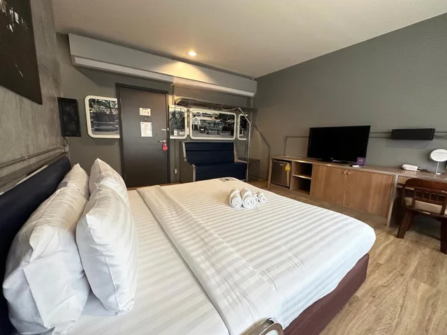 غرفة ديلوكس بسرير كينج، The Terminal Khon Kaen Hotel 2/7