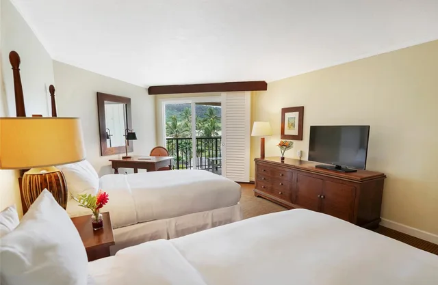 Standard, Double Bed, Garden or Mountain View، OUTRIGGER Kauai Beach Resort & Spa 1/7