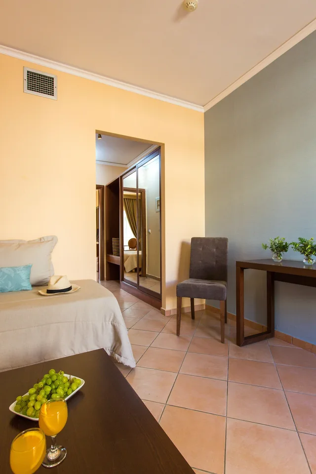 غرفة عائلية بأربعة أسرّة، Theartemis Palace 9/10