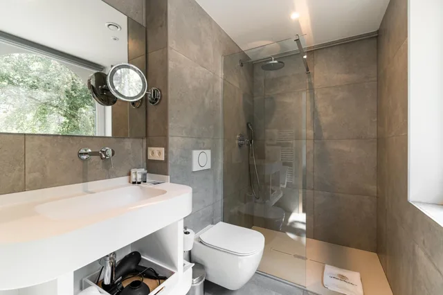 غرفة سوبيريور بسريرين منفصلين بإطلالة على المدينة، Hotel Le Bois de Bruges 6/9