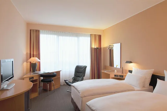 غرفة قياسية بإطلالة، Nh Düsseldorf City 2/5