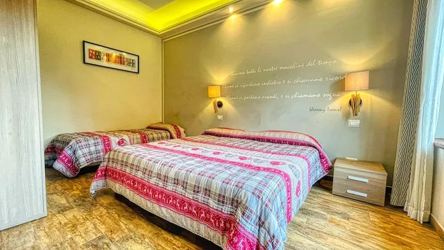 شقة سكنية عائلية بسرير كينج وسرير فردي بغرفة نوم واحدة مع أريكة في الطابق الأرضي، Residence Tabor 1/4