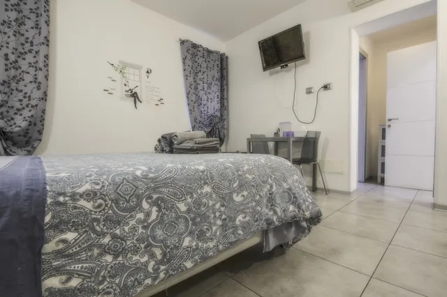 Elite, Triple, Queen Bed, Sofa, B&B Il Giardino Di Rebecca 6/9