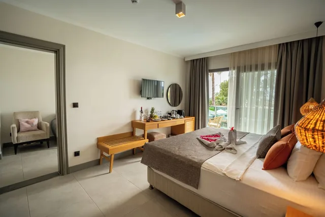 جناح بريميوم بسرير كينج، Yalipark Beach Hotel 6/10