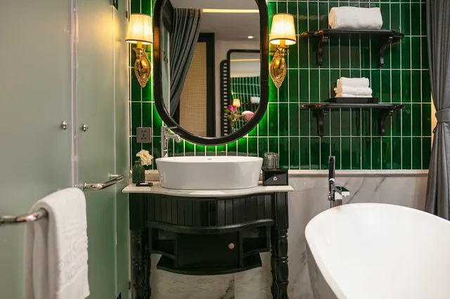 Deluxe, Double Bed, Balcony, Grand Sunrise Palace Hoi An 3/3