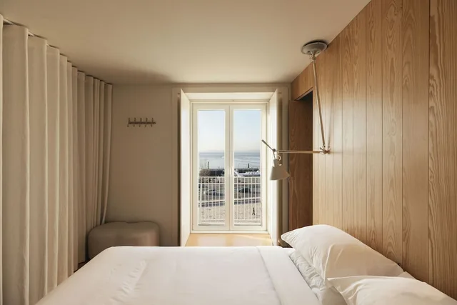 2 Bedrooms, Duplex, Apartment, Queen and Twin Beds، Lioz Lisboa Hotel 1/10
