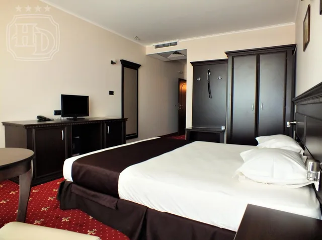 غرفة قياسية بسرير مزدوج، Spa Hotel Dragalevtsi 3/6