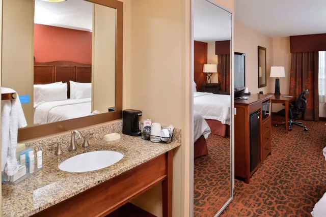 Study, King Bed، Hampton Inn Idaho Falls Airport 4/4