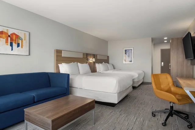 Suite, 2 Queen Beds, Accessible, Holiday Inn Express & Suites Muncie Northwest by IHG 2/9