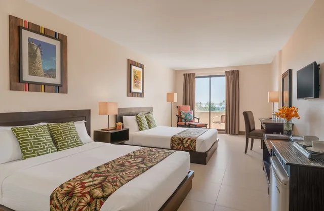 غرفة بريميير عائلية بسريرين كوين، Kimberly Tagaytay Hotel 1/4