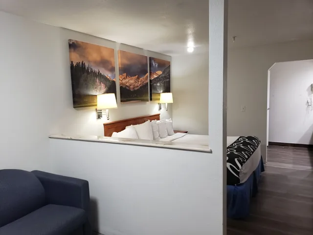 Room, Accessible, Days Inn By Wyndham Bishop 3/4