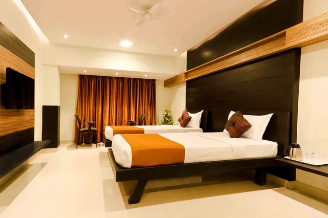 غرفة كلوب بسرير مزدوج وسرير فردي، Prajwal By Mango Hotels 1/5