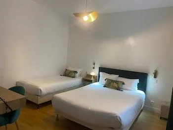غرفة كلاسيكية ثلاثية، HOTEL BOILEAU 2/4