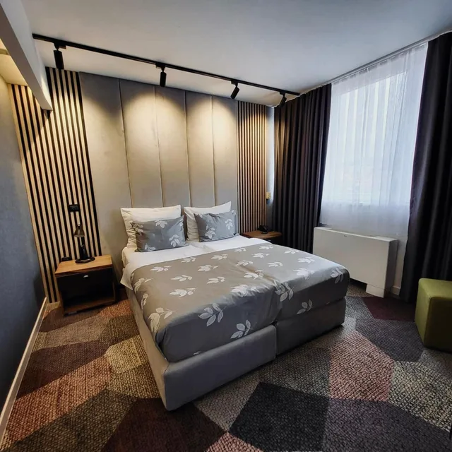 غرفة ثلاثية، City View Deluxe Sarajevo 2/10