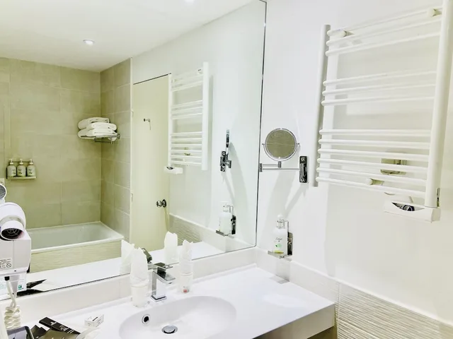 غرفة قياسية بسريرين منفصلين، Holiday Inn Calais - Coquelles 6/9