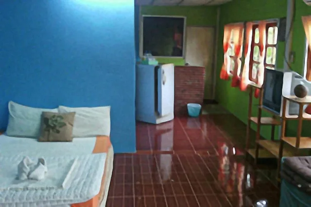 غرفة رباعية بإطلالة على الحديقة، Baan Ton Nam Resort 5/6