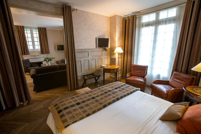Suite, Laugeval 8/10