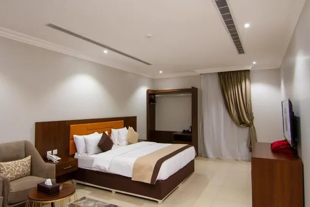 غرفة قياسية بسرير كينج، ال متعب سويتس الفلاح 3(XYZ Hotel Al Falah) 2/4