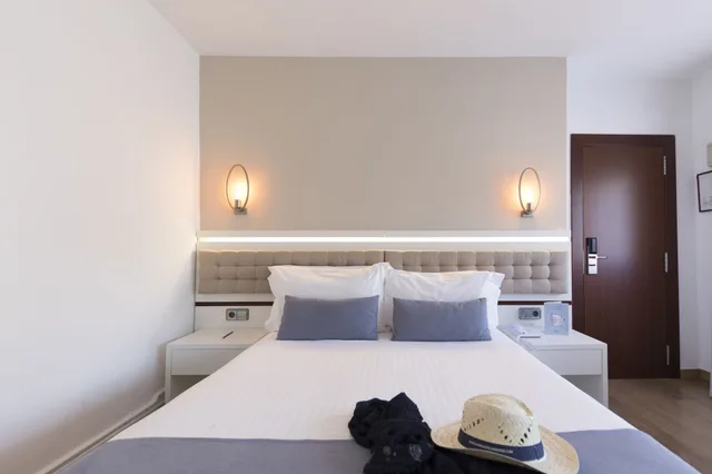 غرفة كومفورت بسرير مزدوج، Park Hotel San Jorge 1/5