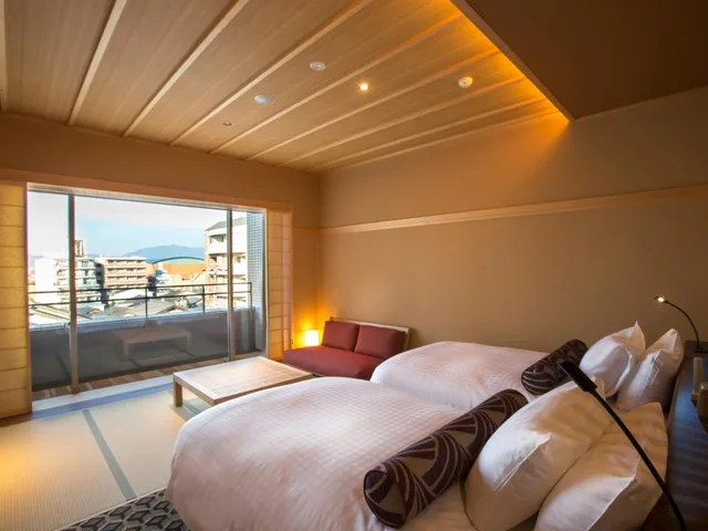 Deluxe, Twin Beds, Town View, Saka Hotel Kyoto 1/1