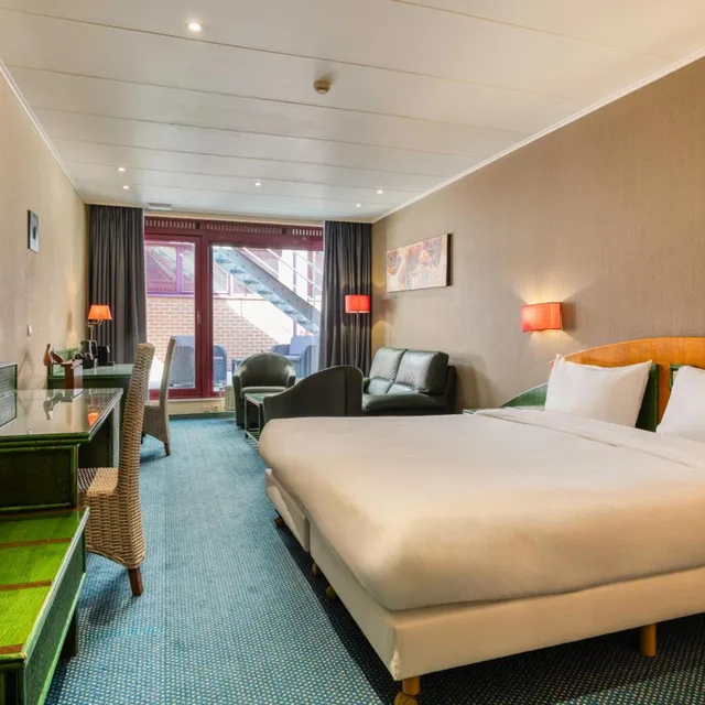 غرفة قياسية رباعية، B&B HOTEL Mons Centre 1/7