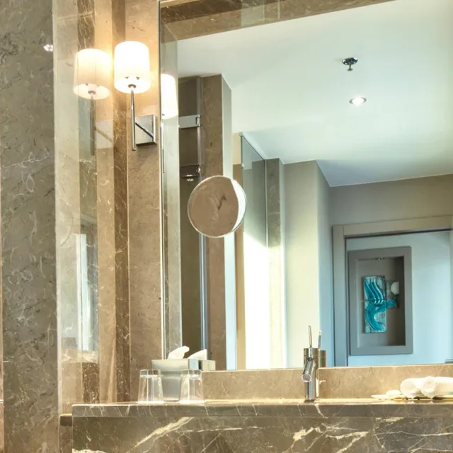 Executive, Twin Beds, Bosphorus View, Club Lounge Access، Renaissance Istanbul Polat Bosphorus Hotel 7/7