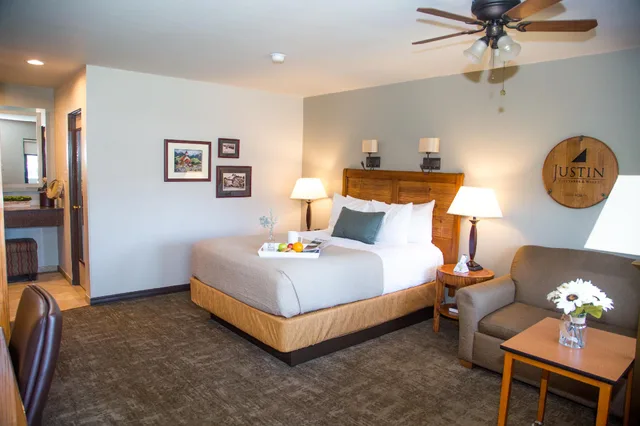 غرفة بسرير مزدوج لذوي الإعاقة، Adelaide Inn 1/1