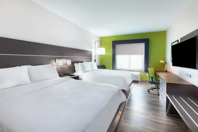 غرفة قياسية بسريرين كوين، Holiday Inn Express Suites Port Lavaca 1/4