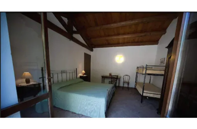 غرفة أساسية ثلاثية بسرير مزدوج وسرير فردي، Agriturismo Sant Agata 3/6
