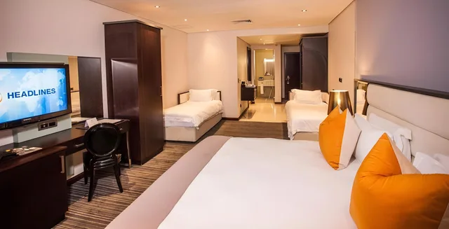 Family, Quadruple, Multiple Beds, Partial Ocean View, Coastlands Umhlanga Hotel 2/2