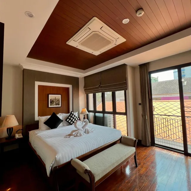 Suite, Yotaka Bangkok Hotel 8/10