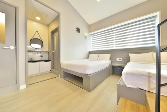 Family, Suite, 2 Double and Twin Beds، With U Hotel & Guesthouse 3/7