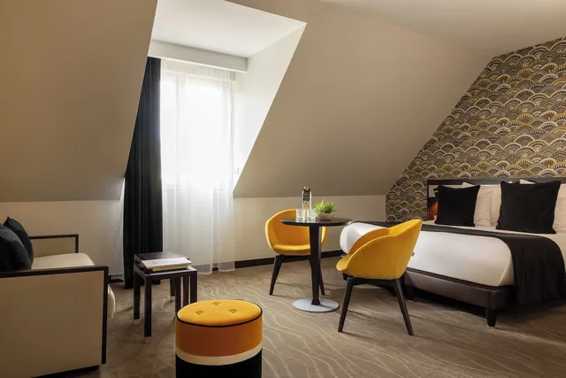 Prestige, Junior Suite, Twin Beds, Garden and Sofa View، Le Richebourg Hotel Restaurant Spa 4/7