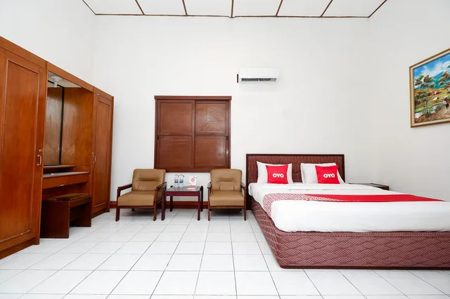 غرفة ديلوكس مزدوجة، Super OYO Capital O 1644 Hotel Griya Kencana 1/10