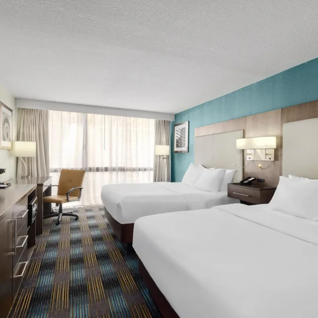 غرفة بسريرين مزدوجين، Wingate by Wyndham Kansas City 3/7