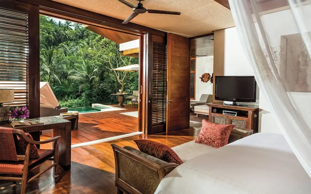 1 Bedroom, Villa, King Bed, River Front، Four Seasons Resort Bali at Sayan 3/4