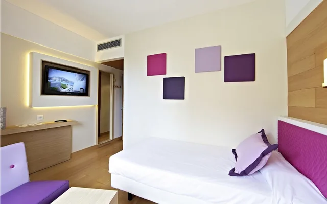 غرفة مفردة بشرفة، Hotel Spa S Entrador Playa 6/10