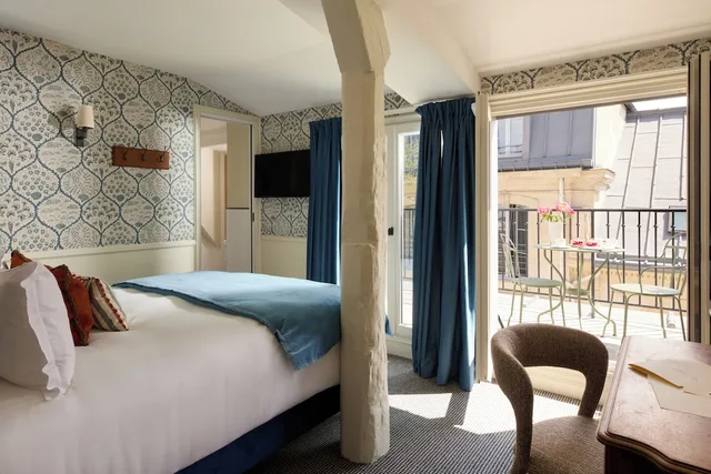 غرفة سوبيريور بسرير كوين بشرفة، Hotel des Orfevres 4/10